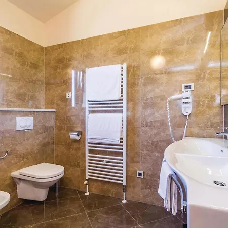 Lovely In Turcic With Kitchen * 반타치치