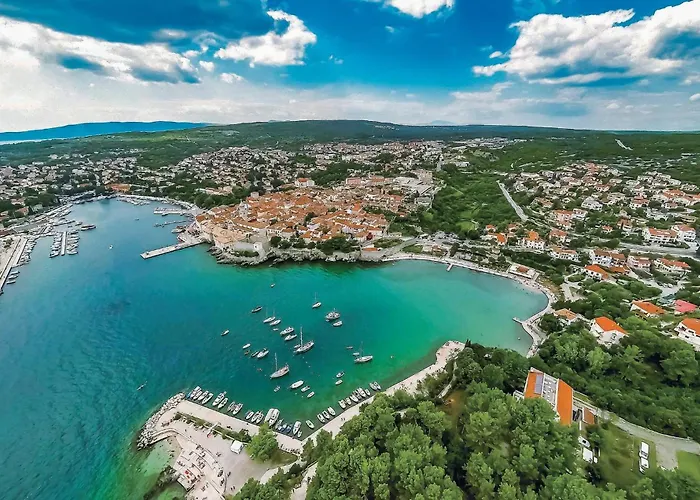 Dom wakacyjny Lovely In Turcic With Kitchen Vantacici