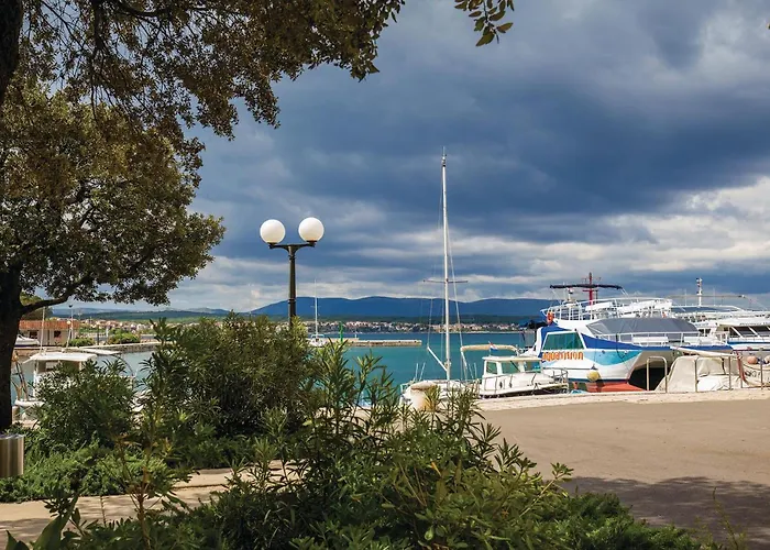 Lovely In Turcic With Kitchen Vantacici