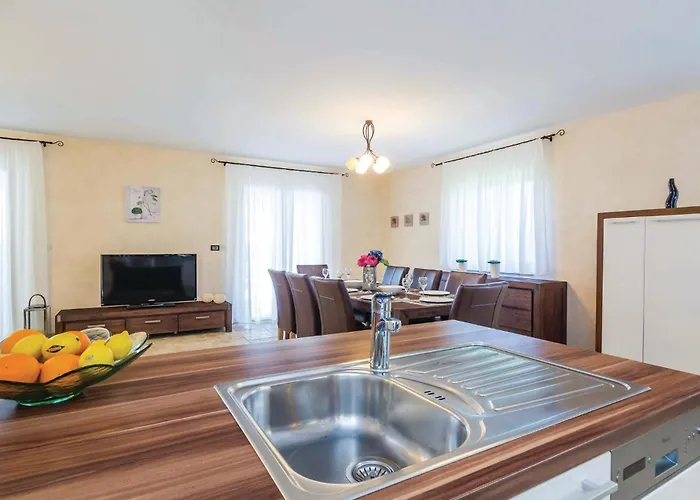 Lovely In Turcic With Kitchen Vantacici