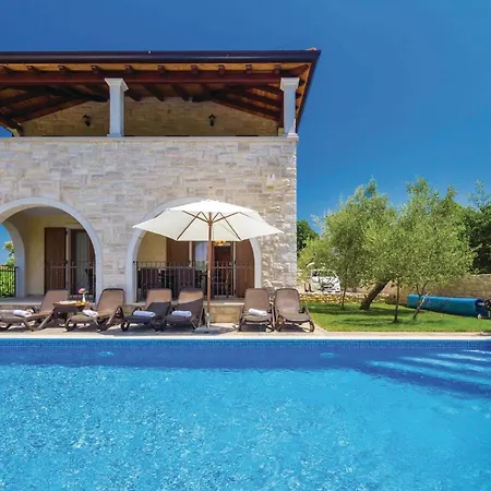 Casa vacanze Stunning In Turcic Vantacici